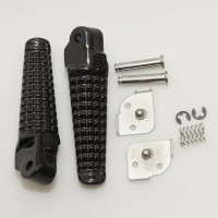 BIKETEC PARTS комплект підніжок пасажира з кріпленнями для Suzuki GSXR 600/750 '96-05, GSXR 1000 '01-04, чорний колір