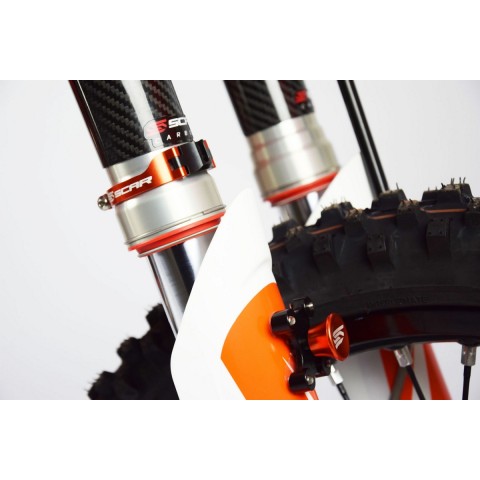 SCAR RACING Блокіратор амортизаторів для старту (Launch Control) WP KTM SX / SXF 125 / 250 / 300 / 350 / 450 '03-'26, HUSQVARNA TC / TE / FC / FE '14-'26 колір помаранчевий