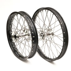 Комплектне заднє колесо REX WHEELS 18 дюймів 18-2,15 чорний обід/срібна маточина/срібні спиці/срібні ніпелі (вісь 20MM) для KTM EXC/SXF TPI, HUSQVARNA SX, SX-F, EXC, TC, TE (HIGH 3X підшипник)