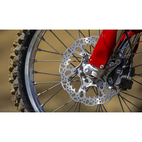 Гальмівний диск задній GALFER KTM SX/EXC/SX-F/EXC-F '93-'23; GS/MX/LC4 '93-'23; GAS GAS EC/EC-F/MC/MC-F '21-'24; HUSQVARNA TC/TE/TX/FC/FE/FS '14-'24; HUSABERG TE/FE/FC/FX '04-'16; TRIUMPH TF 250X '24 (220X110X4MM) SHARK MX