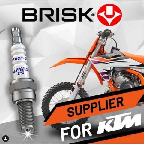 BRISK RACING свічка запалювання AR10C-OE KTM 50 SX '24 -, KTM 50 SX '24, SX 65 '24- 85 SX '25-, HUSQVARNA TC 50/65/85 '24-, GASGAS MC 50/65/85 '24-, (ПЕРШЕ ВСТАНОВЛЕННЯ - OEM)