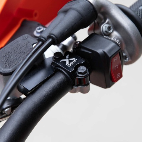 X-GRIP захист хомута / підсилювач гальма Brembo з 2014 року: Beta, KTM, Husqvarna, Sherco колір чорний