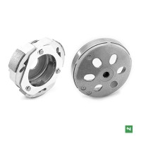 Комплектне відцентрове зчеплення (дзвін) NEWFREN HONDA NES 125 '00-; NES 150 '00-; SH 125 '00-; SH 150 '00-; KYMCO AGILITY 125/150/200 '05-; PEOPLE 125/150/200 '99-; MALAGUTI; SYM